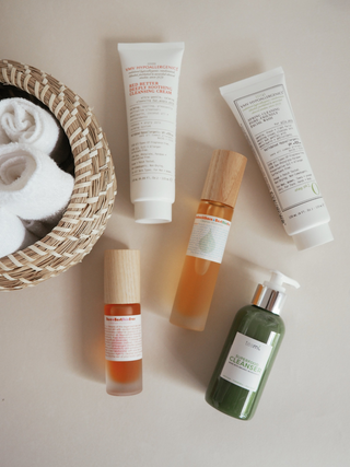 double cleansing with oil cleanser